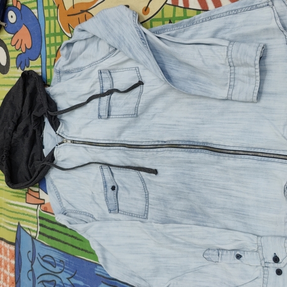 Other - Hooded denim shirt